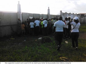 sortie supporters stade omnisports yaound&eacute;